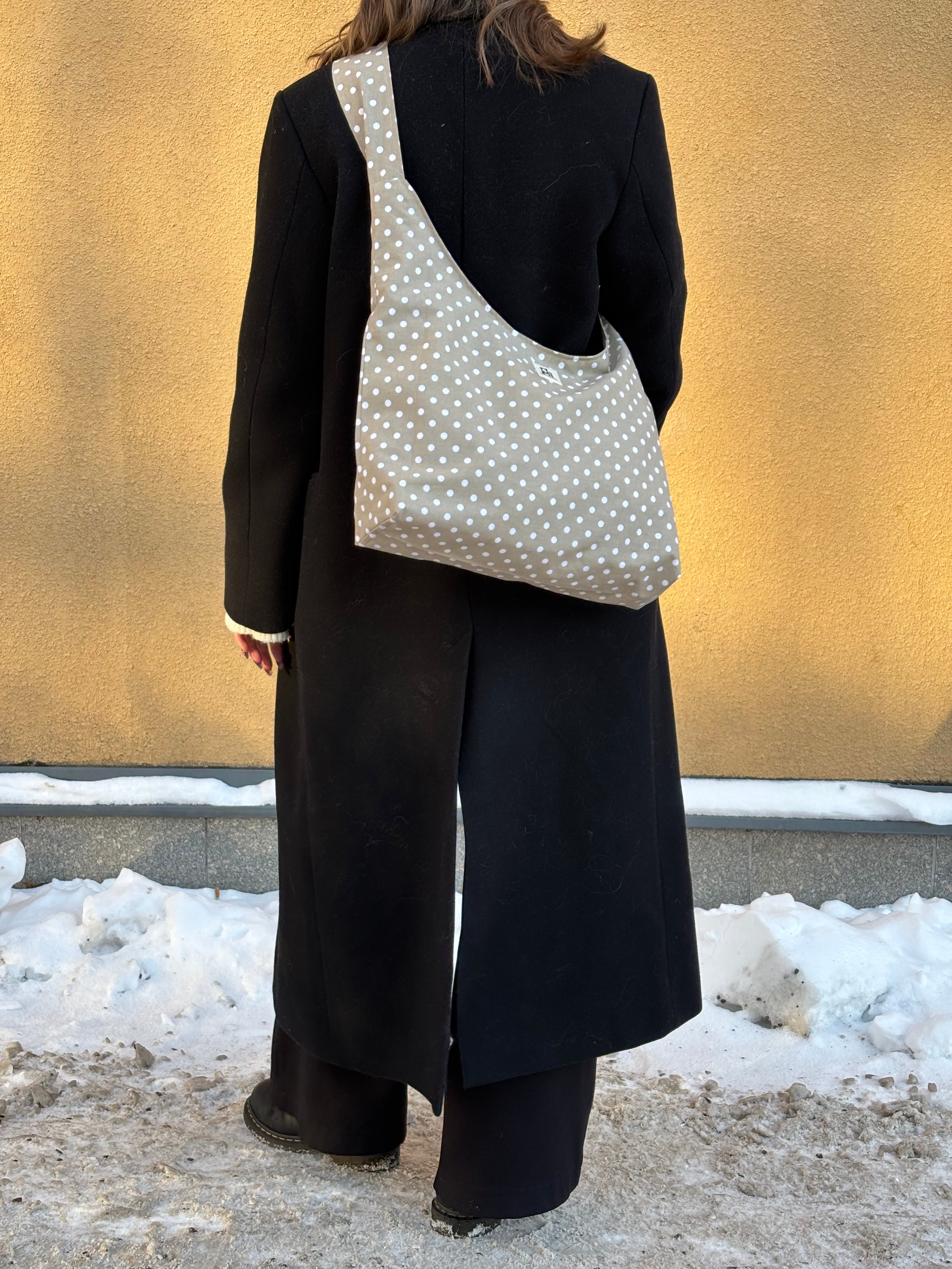 Crossbody bag Clara med dragkedja