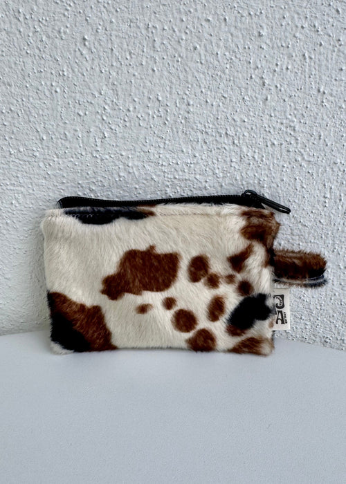 Cardholder Jessie