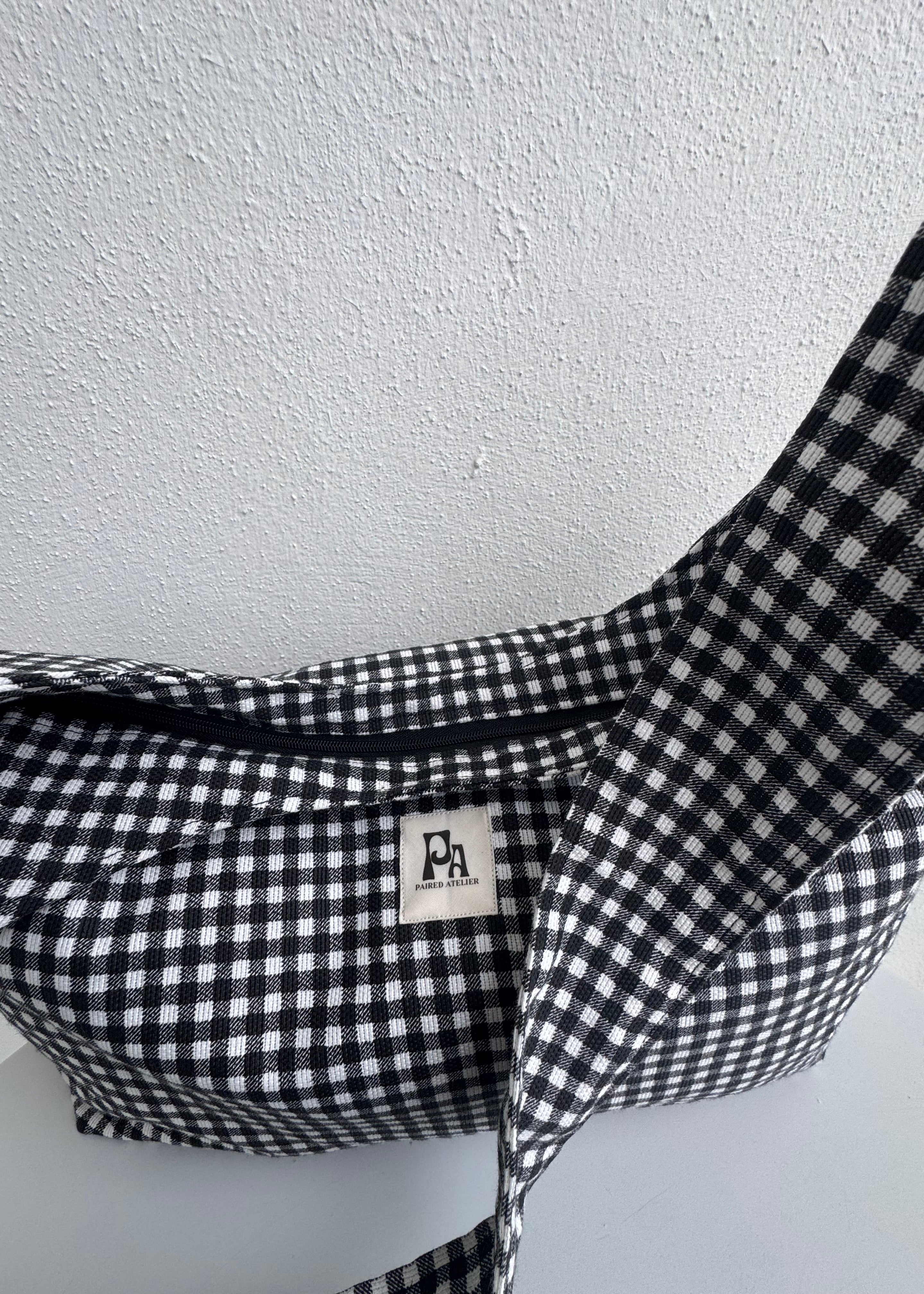 Crossbody bag Cilia med dragkedja