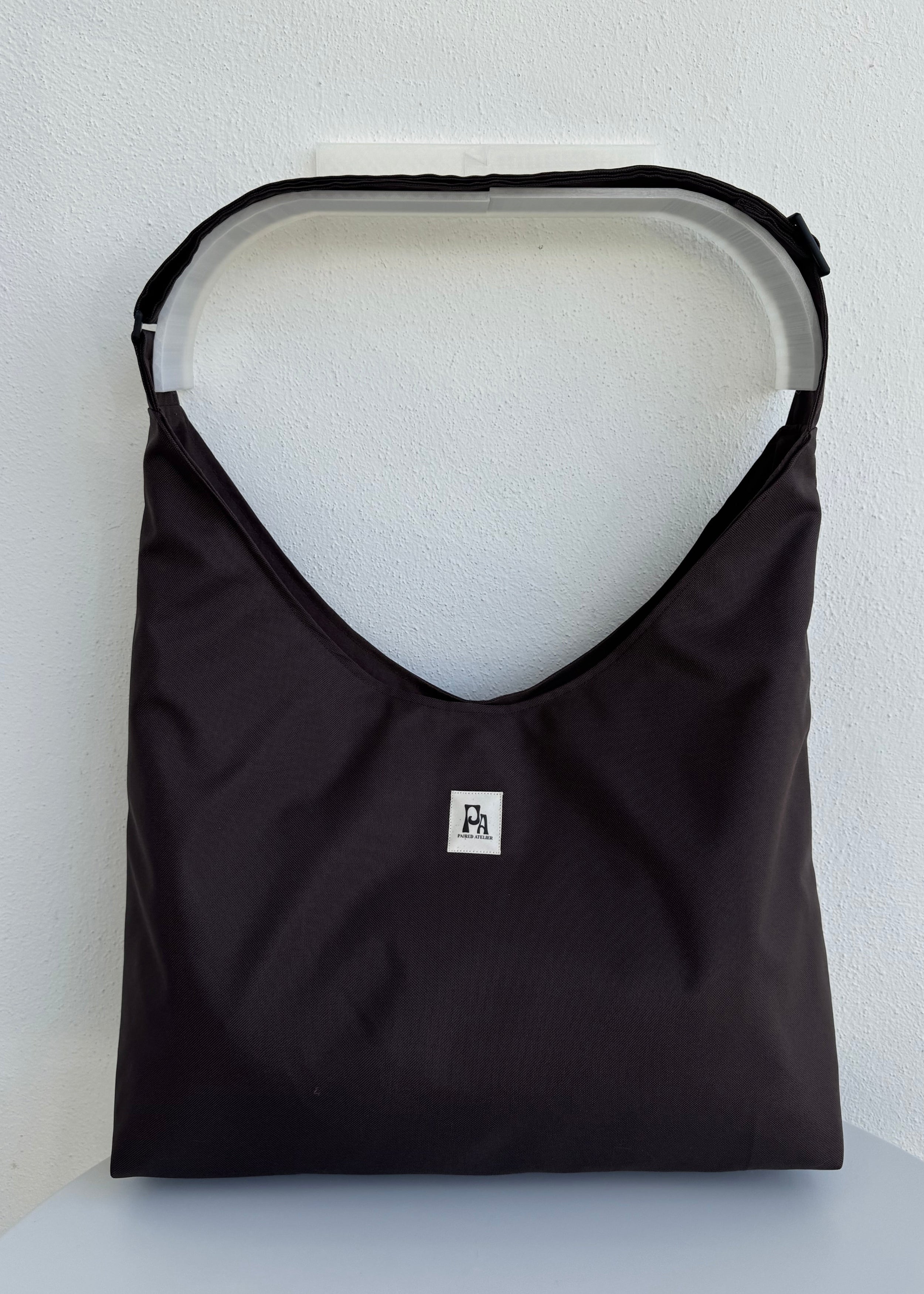 Crossbody bag Premium Dark Coco med väskspänne